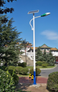 道路太陽(yáng)能路燈:怎么選擇瓦數(shù)？