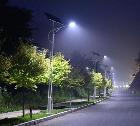 農(nóng)村安裝太陽(yáng)能路燈有什么好處?